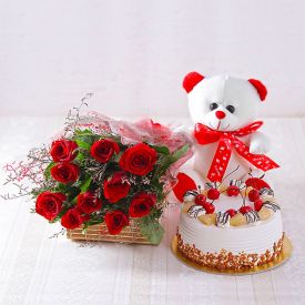 Roses & Cake With Teddy
